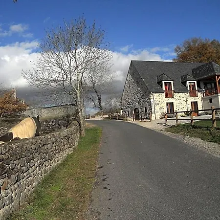 Annie Jouve D'hotes Champassis Bed & Breakfast